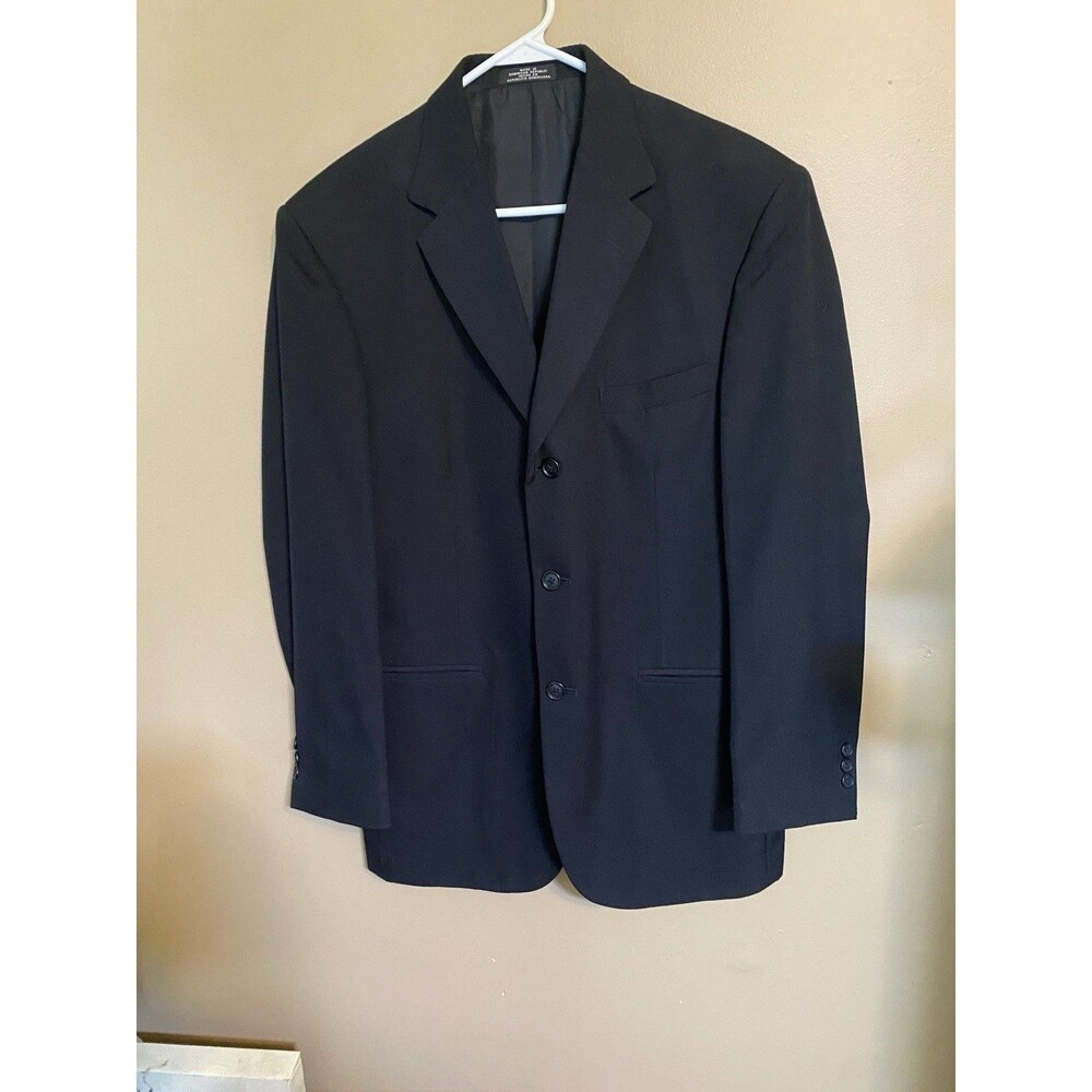Men’s Black Formal Three Button Suit Coat Size 38 To 40